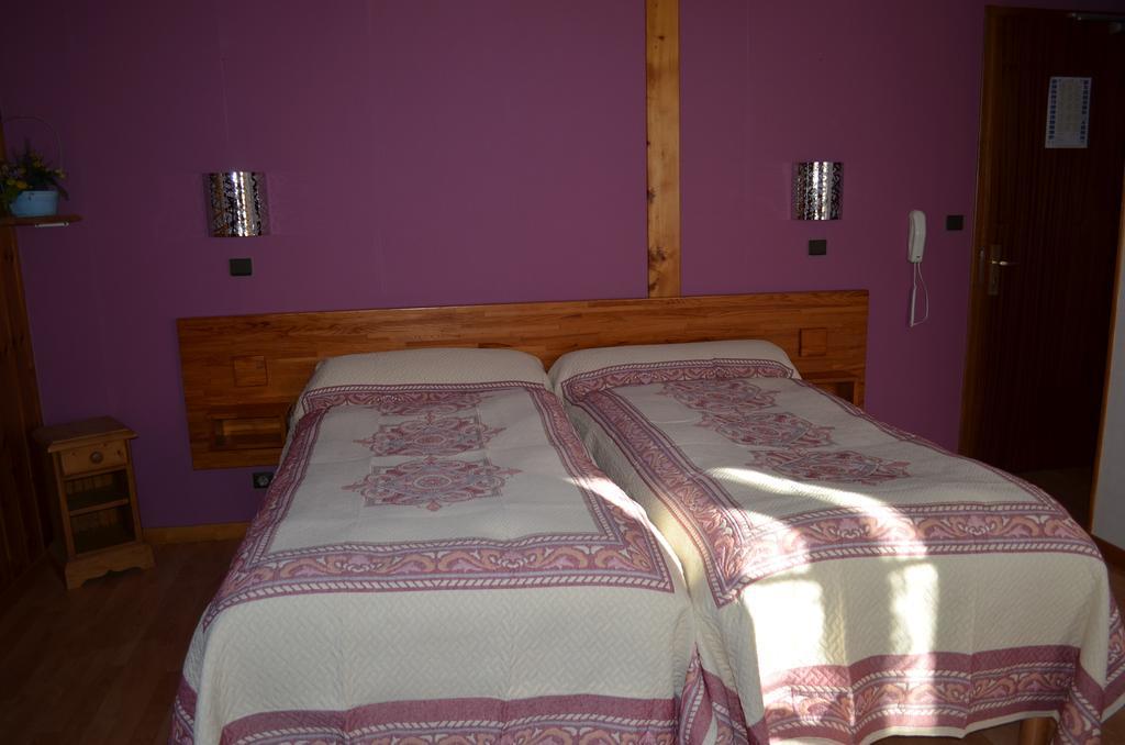 Les Touristes Hotell Abondance Rum bild