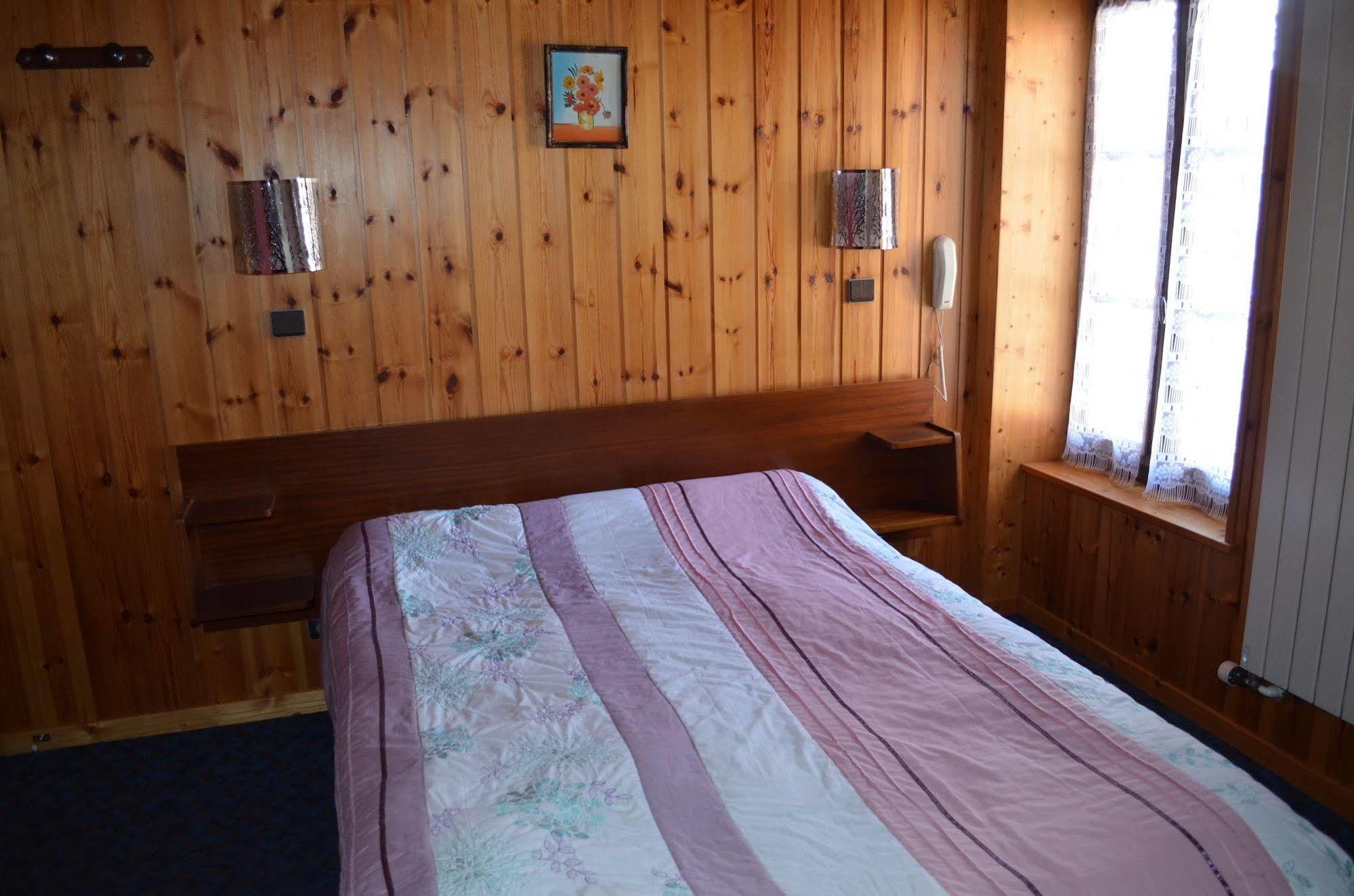 Les Touristes Hotell Abondance Exteriör bild